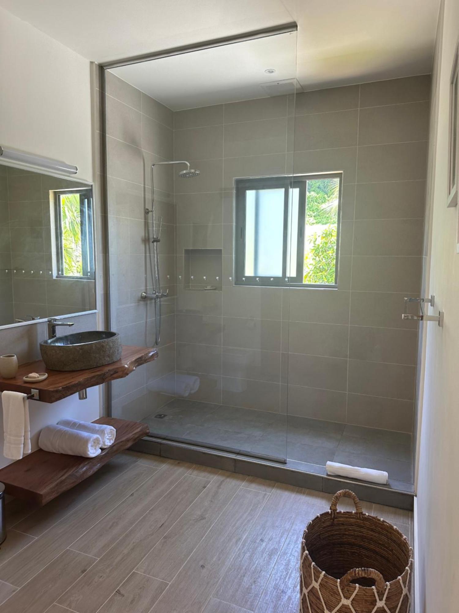 Pineapple Beach Villas Baie Lazare  Zewnętrze zdjęcie